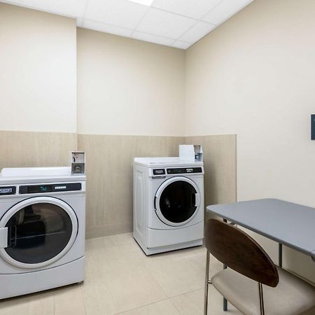 Hilton Garden Inn Longmont Bagian luar foto